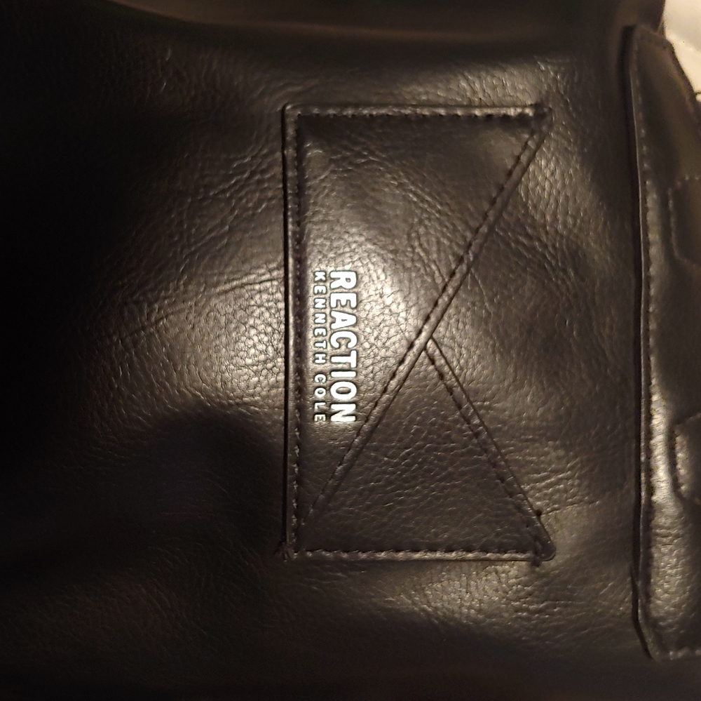 Kenneth Cole Reaction Backpack - Picture 5 of 6